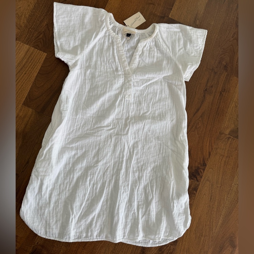 Universal thread NWT gauze dress